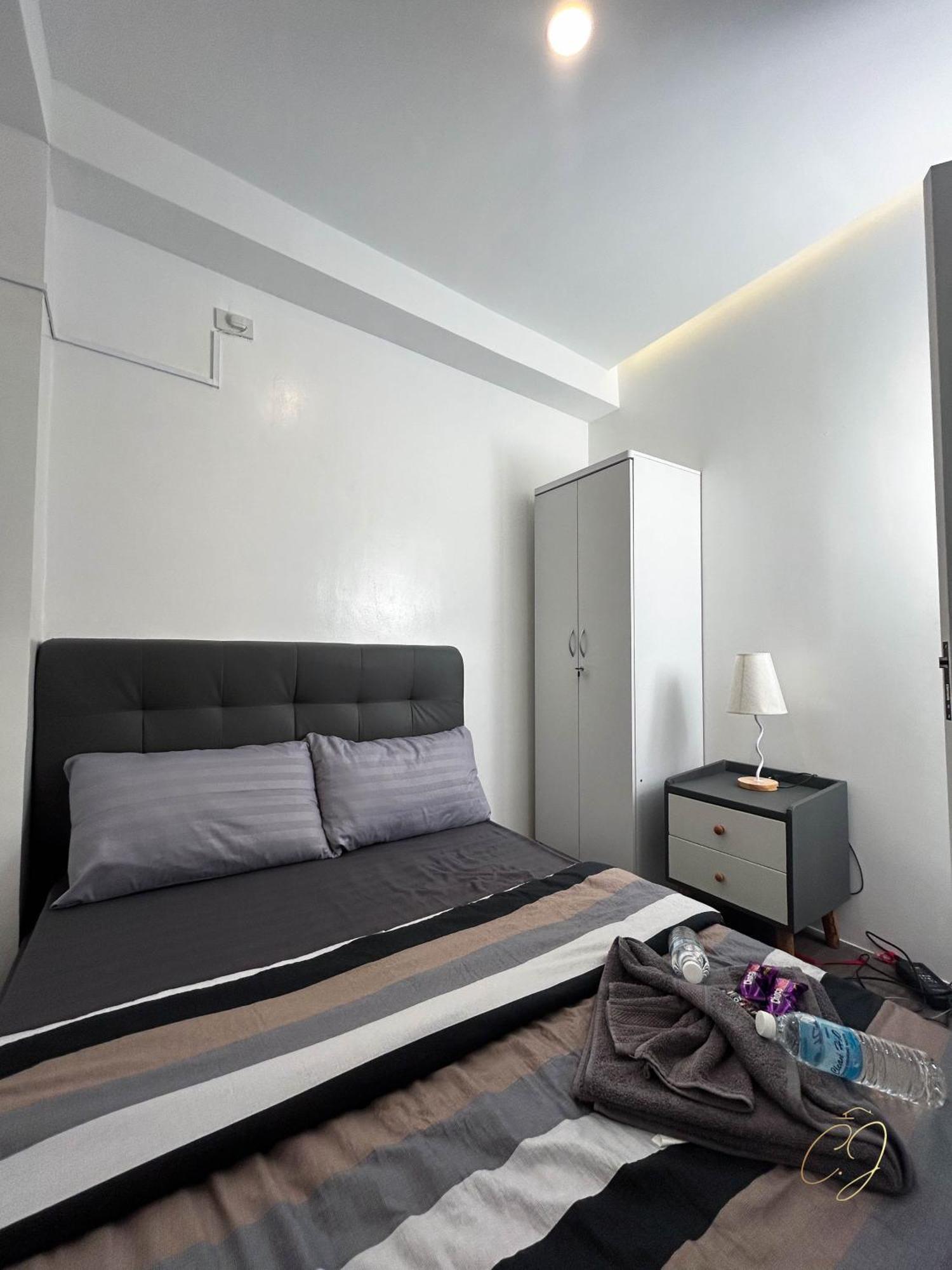 Cj Apartments Olongapo Esterno foto