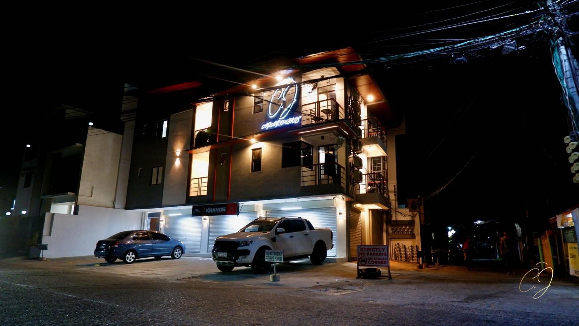 Cj Apartments Olongapo Esterno foto
